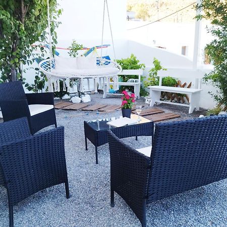 Appartamento Little Garden Pera Gyalos Esterno foto